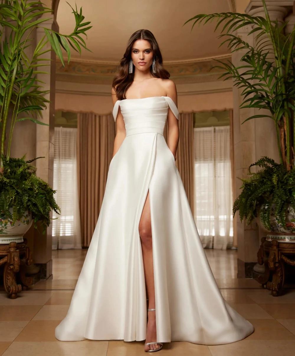 Paloma Blanca wedding gown